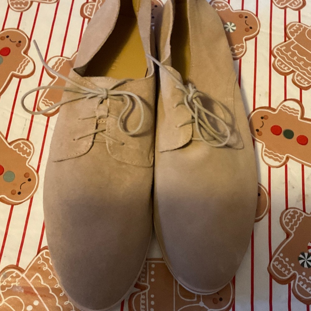 Nisolo Women's Sedona Travel Derby Lace up Oxford Flats Size 10
Dusty Tan Rose